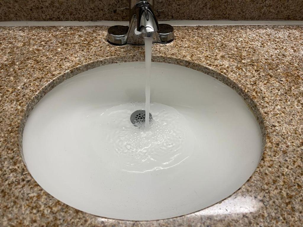 阿尔文苏格兰套房酒店 外观 照片